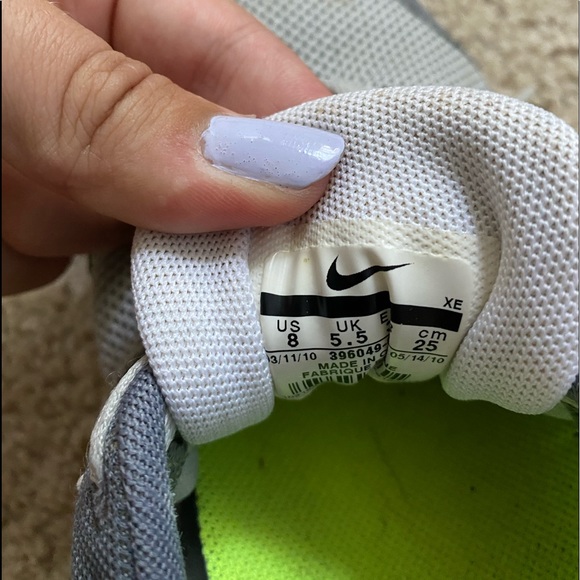 Nike sneakers - Picture 4 of 4